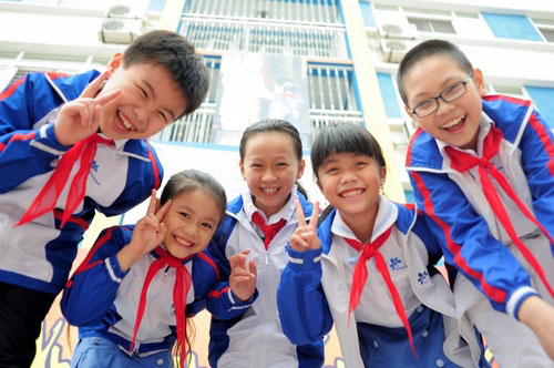Áo khoác gió đồng phục Áo khoác gió đồng phục