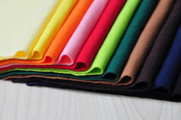 Ưu điểm của vải cotton là độ co giãn tốt và thấm hút mồ hôi gần như hoàn hảo Ưu điểm của vải cotton là độ co giãn tốt và thấm hút mồ hôi gần như hoàn hảo