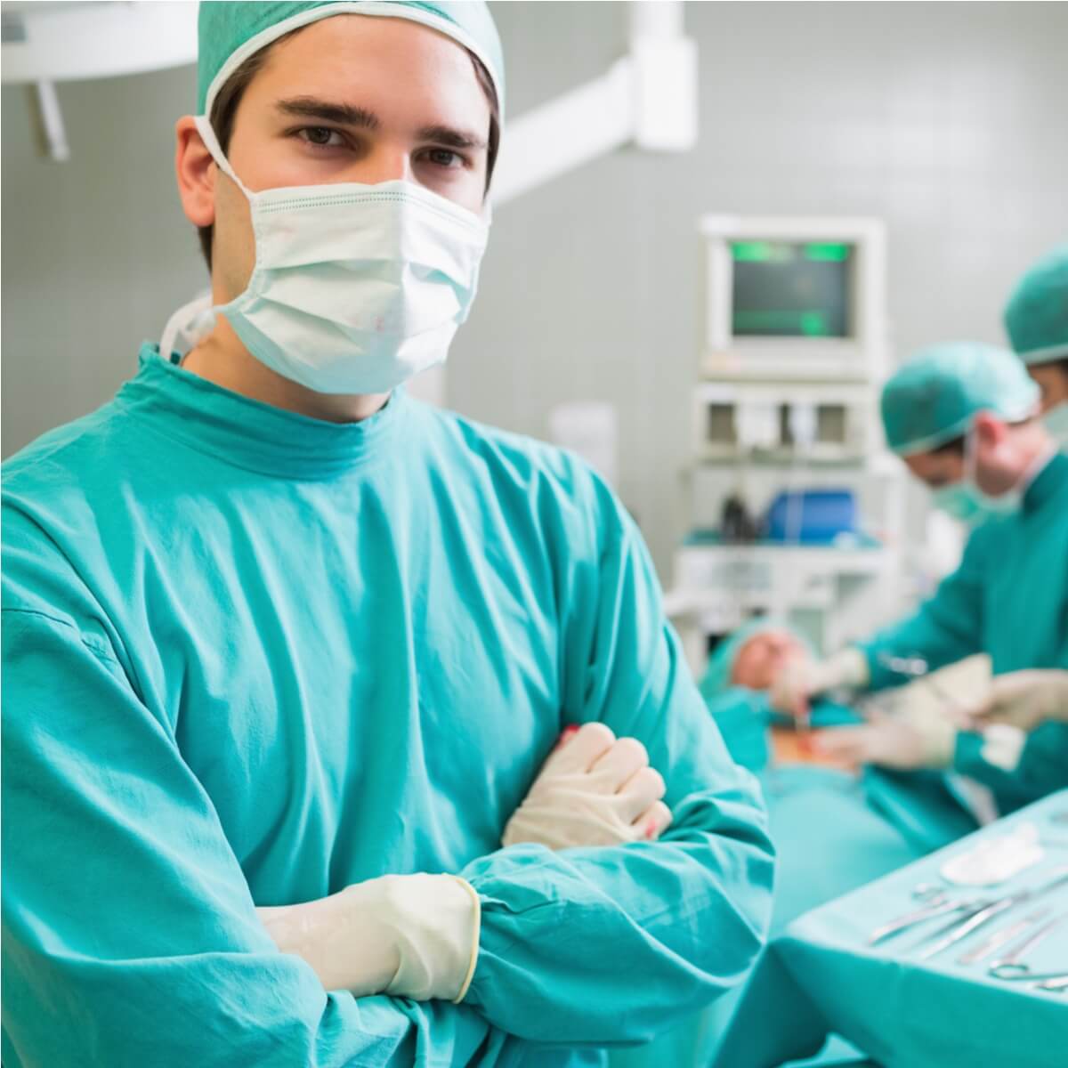Sự phát triển của đồng phục phẫu thuật qua các giai đoạn Thomas Nguyen Uniform Sự phát triển của đồng phục phẫu thuật qua các giai đoạn