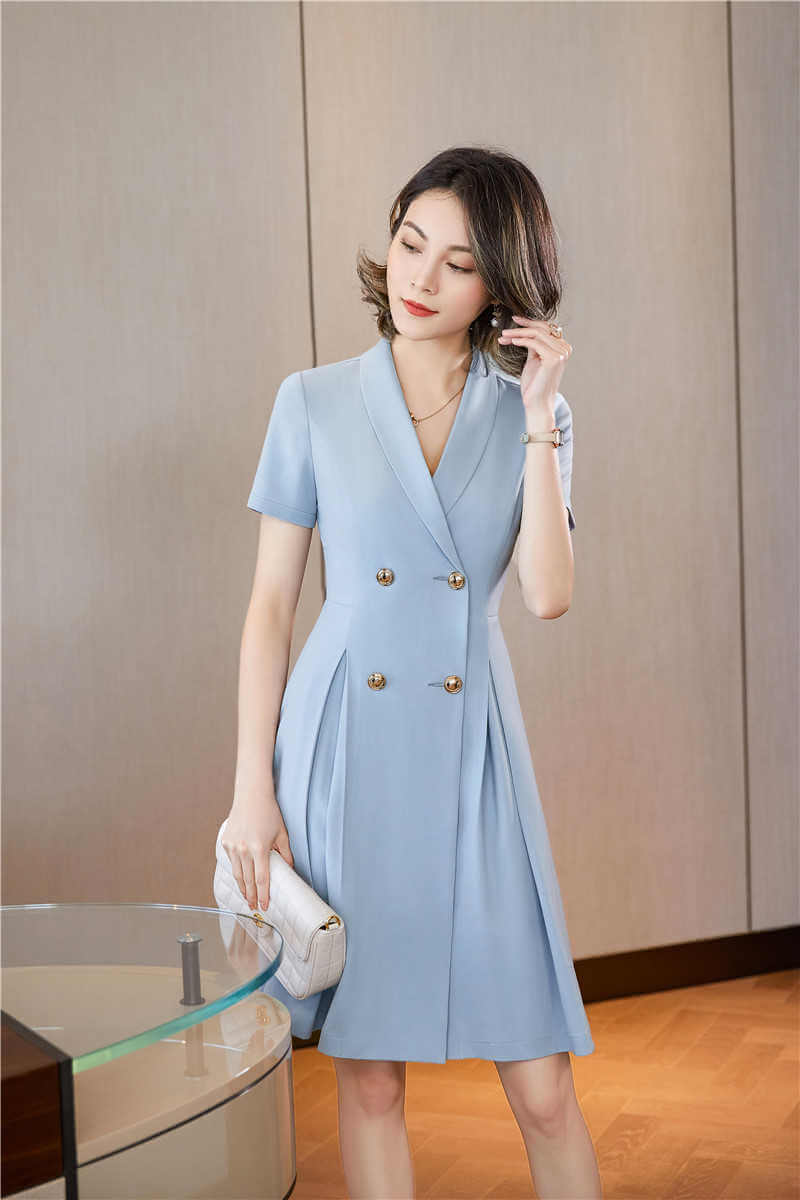 Váy liền thân cổ vest