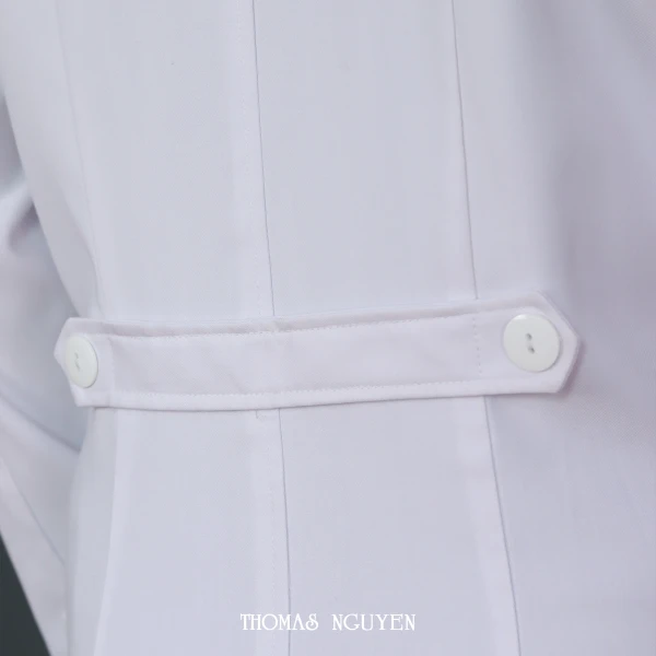 ao-blouse-trang-duoc-may-boi-thomas-nguyen-uniform-2