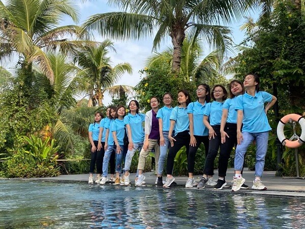 Tạo ấn tượng với nhân viên mới ao-team-building-thomas-nguyen-uniform-4