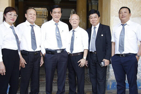 dong-phuc-luat-su-thomas-nguyen-uniform-2