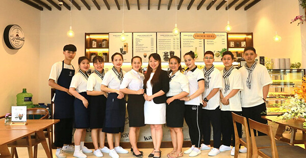 Đồng phục đơn sắc tinh tế, tối giản may-dong-phuc-quan-cafe-thomas-nguyen-uniform