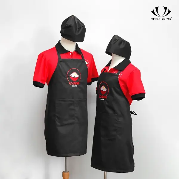 Sắc đỏ chủ đạo của nhà hàng Dìn Ký được đưa vào bộ đồng phục cho nhân viên dong-phuc-din-ky-duoc-thomas-nguyen-thuc-hien (4)